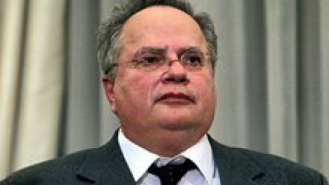 Диалог с Русия, а не санкции, иска Гърция