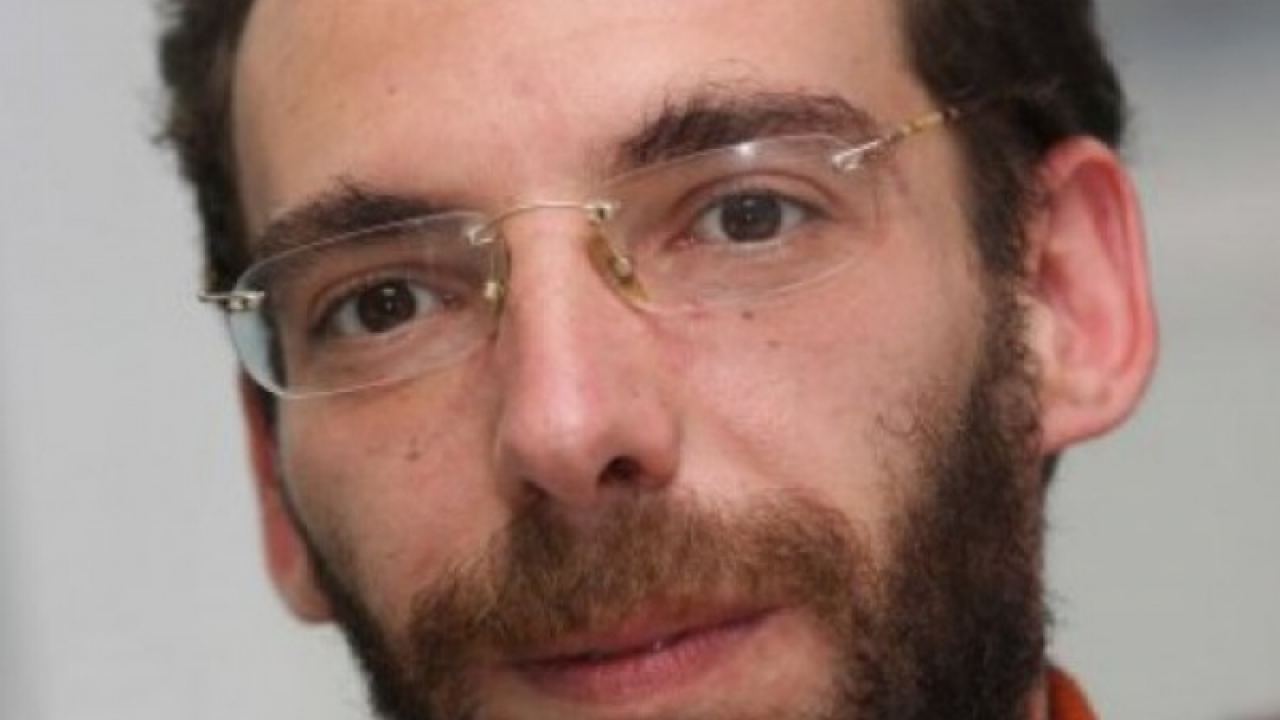 Опашки за царя със страшните очи