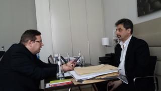 Цветан Василев, прехвърля, безвъзмездно, активи, криза, КТБ