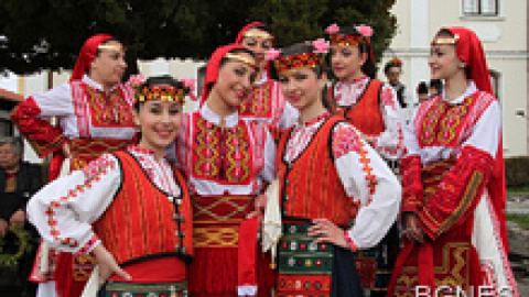 На Светла сряда се играят обичаите Мара Лишанка и Ладино хоро
