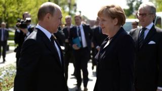 Меркел: Германия, Франция и Русия са "за" избори в Донбас