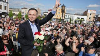 Дуда, изпреварва, Коморовски, втори тур, президентските избори, Полша