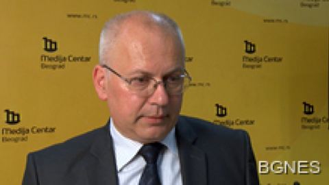 Ген. Горан Митевски: Режимът на Груевски вече няма лице и пред съседите