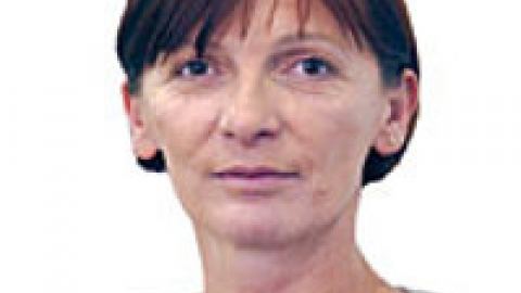 Ж. Божиновска: Станишев в Скопие ни обича, а в Брюксел ни блокира