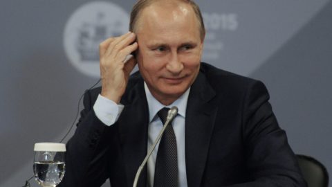 Анкета: Руснаците вярват най-много на президента и армията
