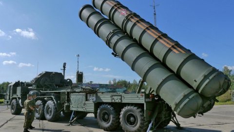 Завършват изпитанията на ракетите С-400