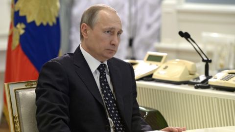 Путин призова вчера руските военни в Сирия да не се отпускат