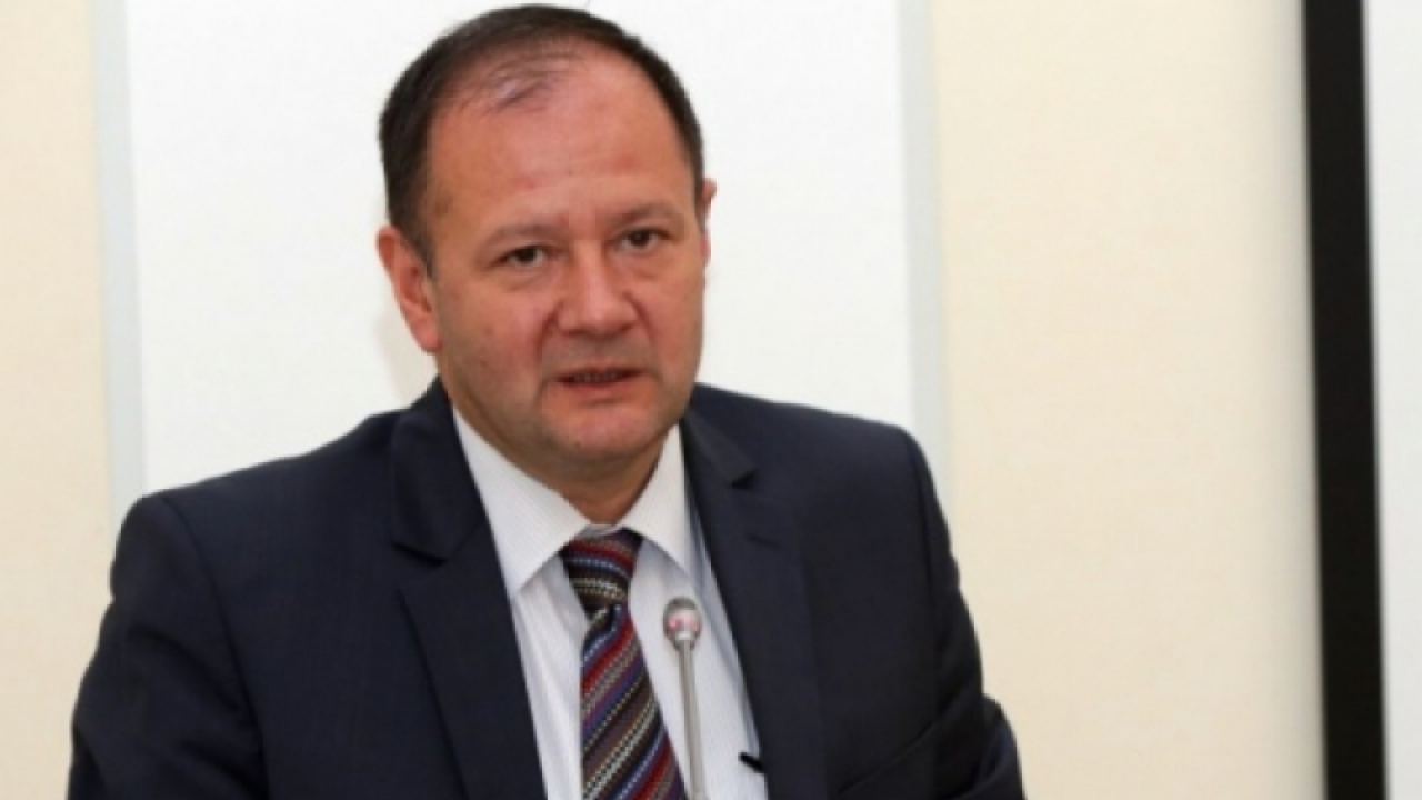 Миков: Политическата криза носи политическа промяна, но не в интерес на гражданите