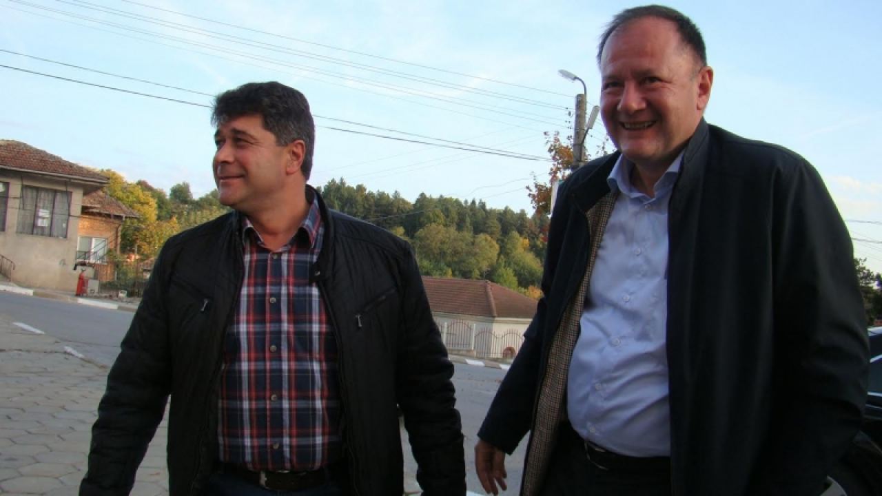 Миков вдигна на крак Ситово и Тутракан