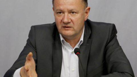 Русия разглежда дружески България, но я боли от някои български политици