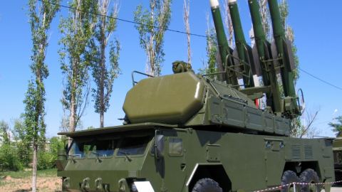 Над 600 единици бойна техника за Източната военна база през 2016