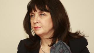 Ваня Кастрева, оставка, зам.-министър, образование