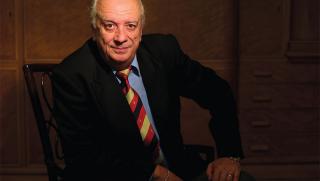 Пълен разпад, Владимир Константинов