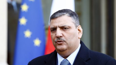 Сирийската опозиция приема двуседмично примирие