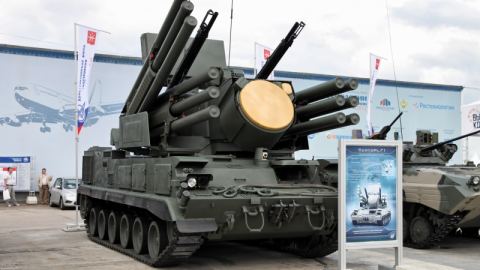 Новите С-400 и „Панцир-С2“ застъпват на бойно дежурство
