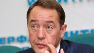 Лесин, неформалният канал, Белия дом, Кремъл, убит