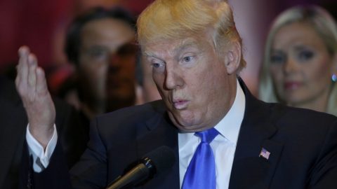 Тръмп надхитри системата и си купи собствения самолет