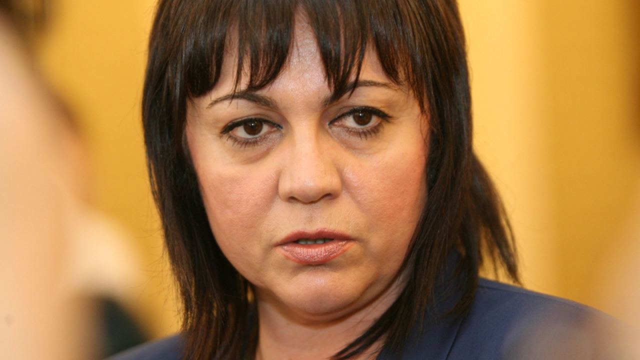 Нинова удари звучно БСП, Станишев и себе си дори с липсата си в Лисабон