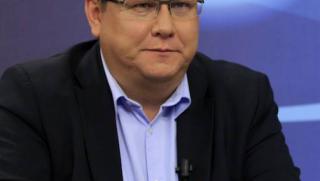 Явор ДАЧКОВ, отношение, Деня на победата, политическа конюнкура
