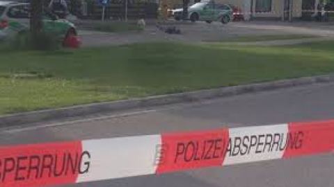 Джихадист се взриви по време на полицейска акция в Турция