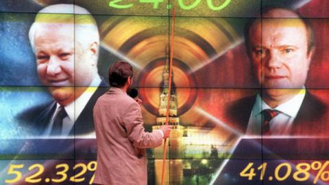 Триумфът на Елцин на изборите през 1996 – открадната победа от комунистите?