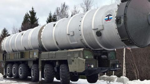 Русия проведе успешни изпитания на нова противоракетна защита за Москва