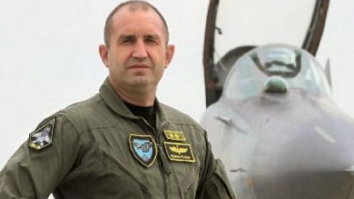 Военни: Ген. Радев е почтен човек с визия и стратегическа мисъл за държавата