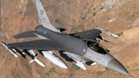 Американският F-16 не може дори да засече руския ПАК ФА