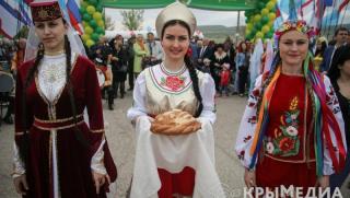 Руснаци, обединяване, Крим, Русия
