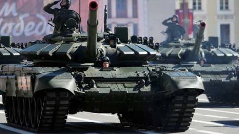 С какво се въоръжи руската армия през 2016 година