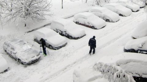 ВИЦ: Сняг през април