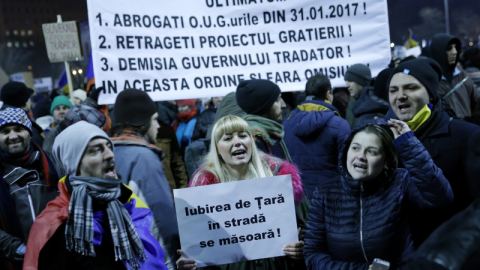Правителството на Румъния намекна за отстъпление