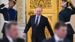 The Guardian, Путин, напускане, Кремъл