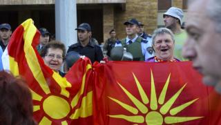 Десетки хиляди, избори, Македония