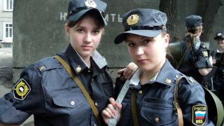 Милиция, Русия, 400 хил. души, пазят, празници, Девети май