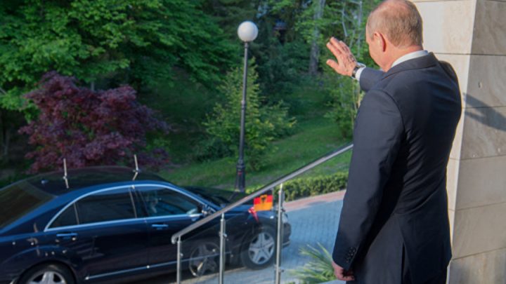 Frankfurter Allgemeine Zeitung: Русия иска невъзможното - Германия да бъде независима от САЩ