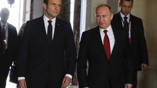 Макрон, Путин, Версайски дворец
