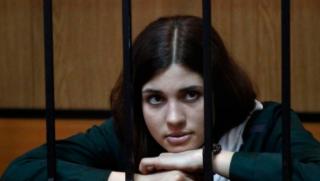 Надежда Толоконникова, Pussy Riot, Американски либерали, проблеми, САЩ, Путин