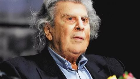 Микис Теодоракис срещу Алексис Ципрас и Брюксел