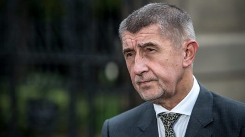 Предотвратен е опит за покушение срещу чешкия премиер Бабиш заради локдауните