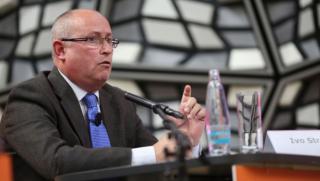 Евродепутат, Иво Стрейчек,  Запада, Чехия, заплаха