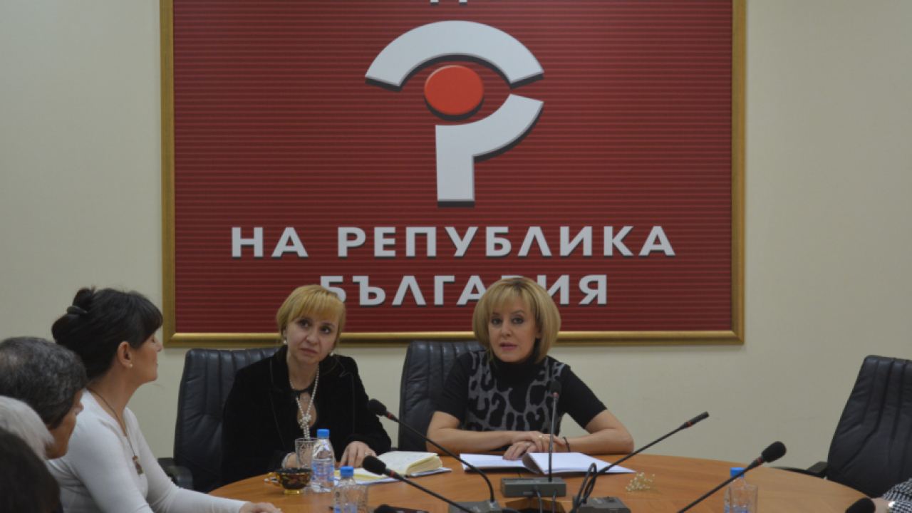 Мая Манолова и Кобрата подкрепиха искането на 1 300 спортисти за пожизнена премия