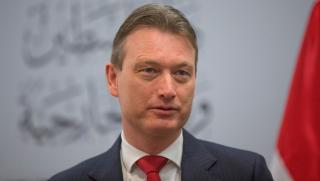 Министър на външните работи, Холандия, Халбе Зейлстра, лъжа, среща, Путин