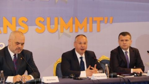 2025-та е реалистична дата за присъединяване на Западните Балкани към ЕС