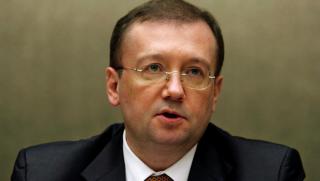 Руски посланик, отказа, среща, британски депутати, 9 май
