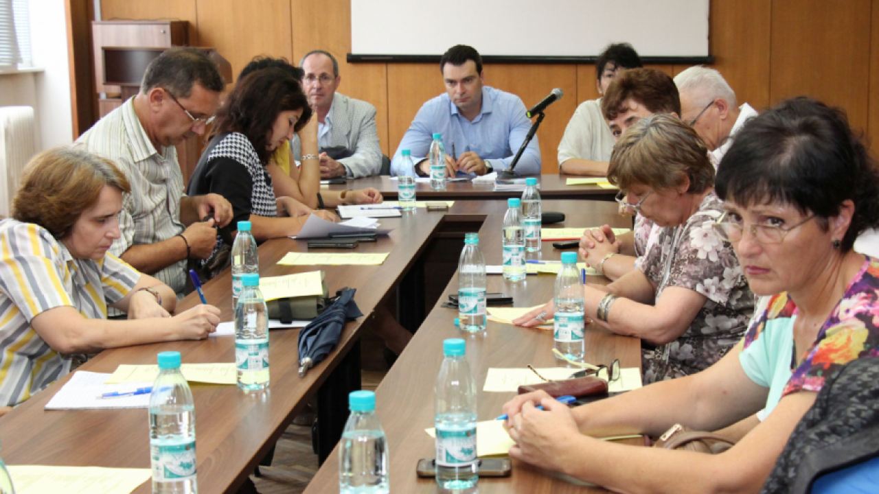 Калоян Паргов: Принципът "парите следват ученика" вече не е актуален, районирането доказа, че той е голям проблем