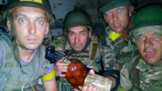 Украинска армия, бягат, офицери, професионални войници