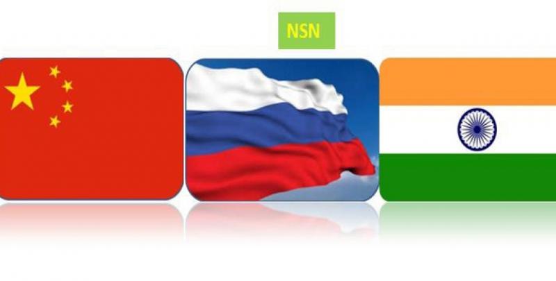 Россия индия союз. Россия Индия Китай Союз. Россия Индия Китай флаги. Россия Индия Китай треугольник. США Россия Китай Индия.