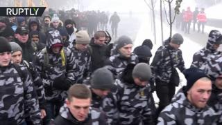 Стотици украински националисти, протести, Русия