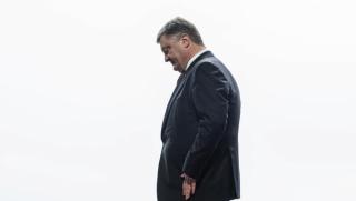 Politico, Запада, заобича, Порошенко
